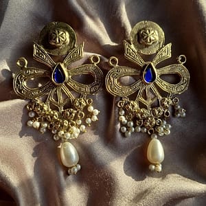 vintage bow pearl earrings(blue stone)